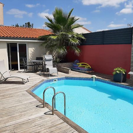 Studio Independant Chez L'Habitant Avec Piscine Et Cuisine Exterieures 라로셸 외부 사진
