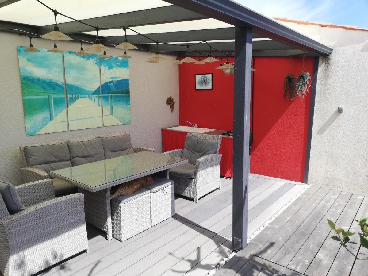 Studio Independant Chez L'Habitant Avec Piscine Et Cuisine Exterieures 라로셸 외부 사진