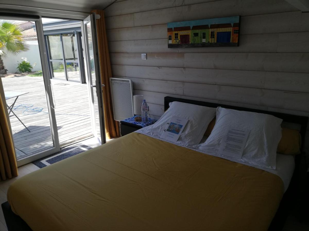 Studio Independant Chez L'Habitant Avec Piscine Et Cuisine Exterieures 라로셸 외부 사진