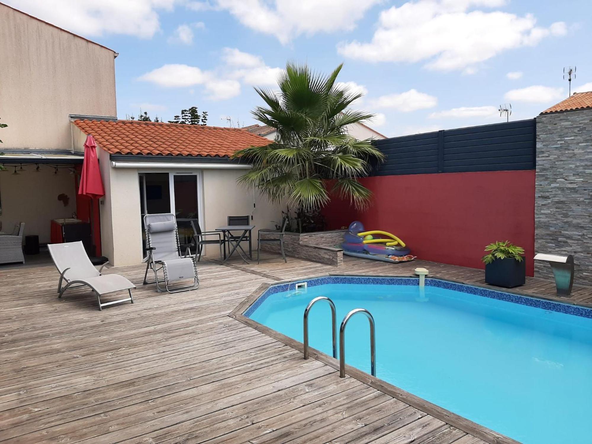 Studio Independant Chez L'Habitant Avec Piscine Et Cuisine Exterieures 라로셸 외부 사진